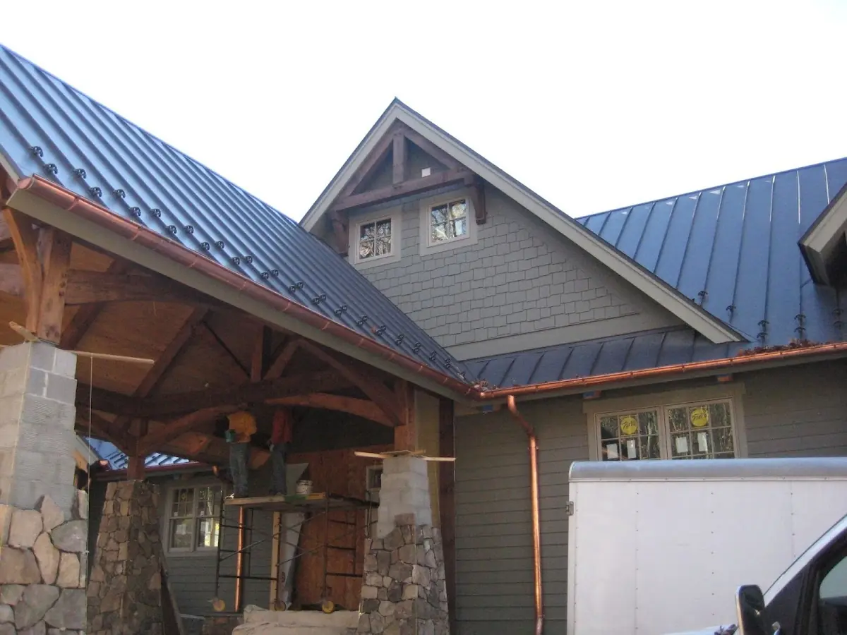 Craftsman Roofing team delivering quality roofing work in Gilbert Corners